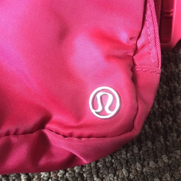 lululemon athletica Handbags - Lululemon Everywhere Belt Bag